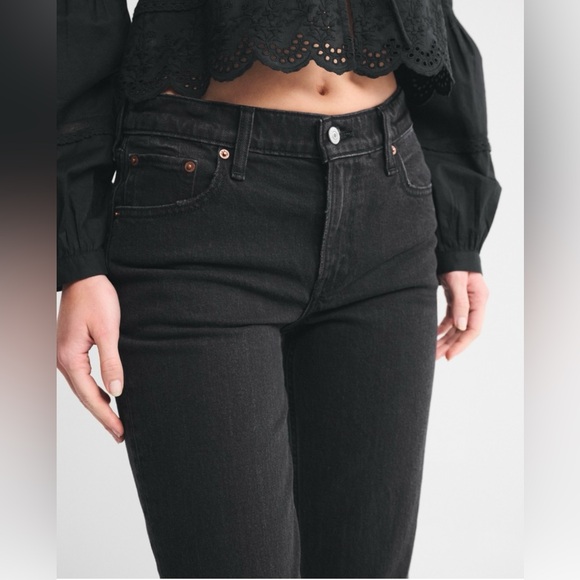 Abercrombie & Fitch 90s Straight Mid Rise Jeans Womens 29/8 SHORT Black NWT - Picture 3 of 16